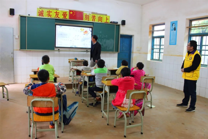 徐闻县小学最新项目